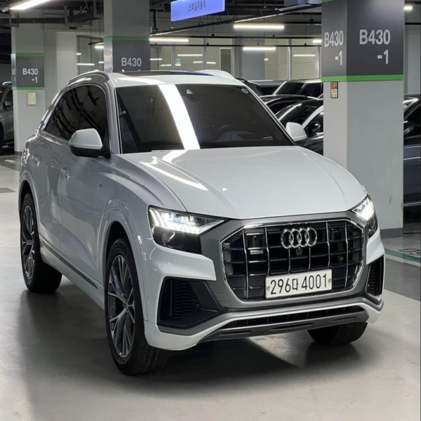 Audi Q8 2021 3.0 45 TDI Quattro Premium, la voiture de luxe par excellence, 4x4, 4 roues motrices,  toit panoramique, caméra à 360 degrés, ensemble complet Q8 PREMIUM PLUS